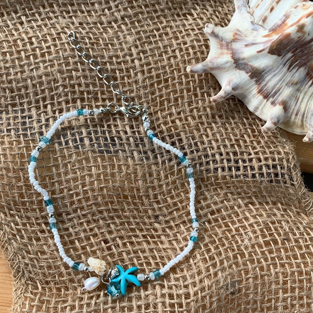 “Siesta Stars” Shoreline Anklet with Shell Charm